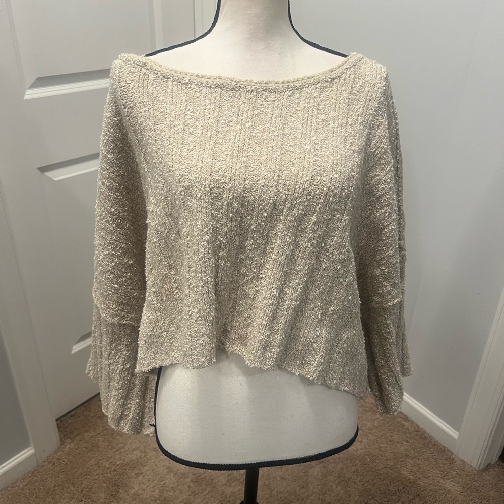 Women's Cream Sweater nwot